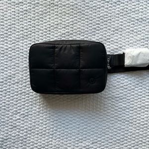 🆕 Quilted Grid Belt Bag Black